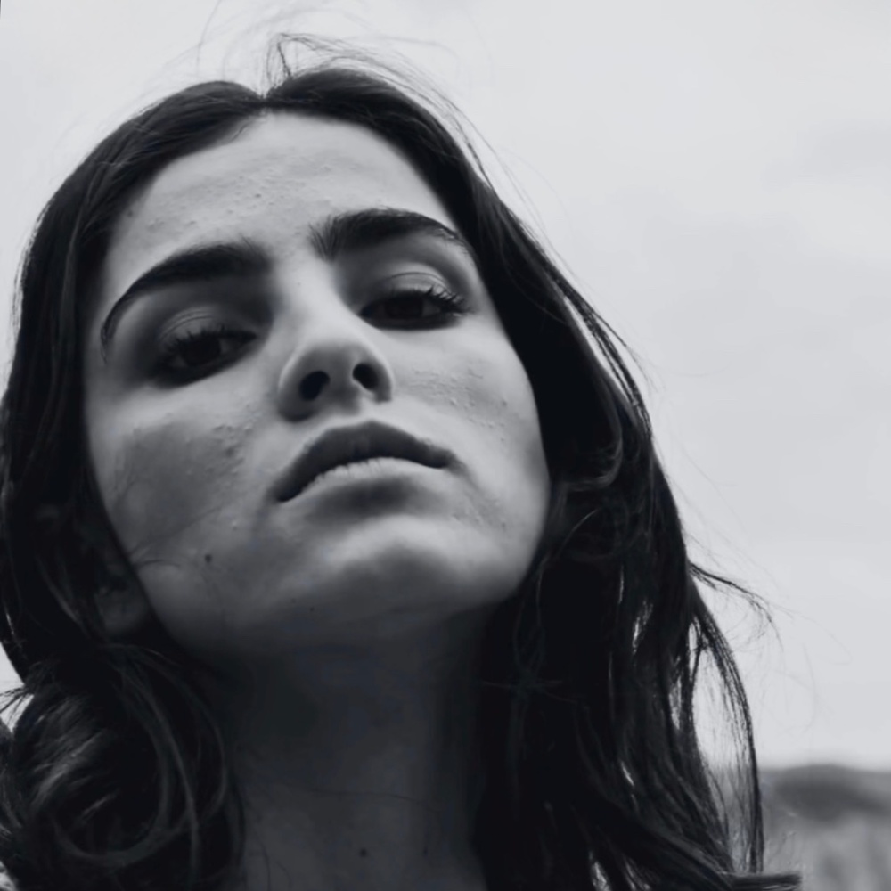 Meet your Posher, Stella